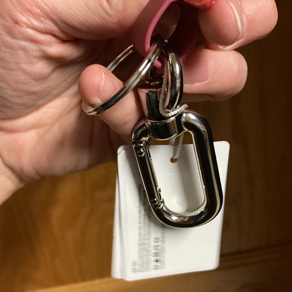 Lululemon Never Lost Key Chain Mauve and Pink NWT - Picture 4 of 5